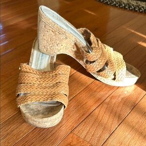 Dana Buchman Billy Brown 3” vegan leather cork heel sandals in EUC, size 8.5